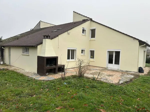 Maison 5 pièces 104 m² 