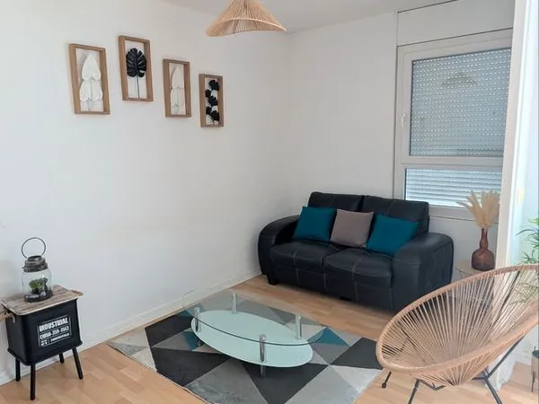 Apparemment - 63m2 - 3 pièces 