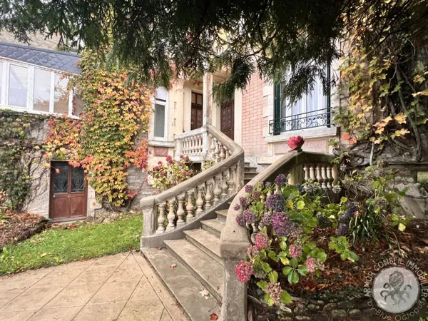 Maison 9 pièces 186 m² 