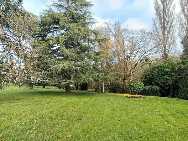 Pavillon 7 pièces 172 m² 