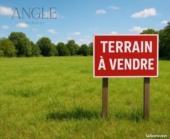 Terrain 701 m² 