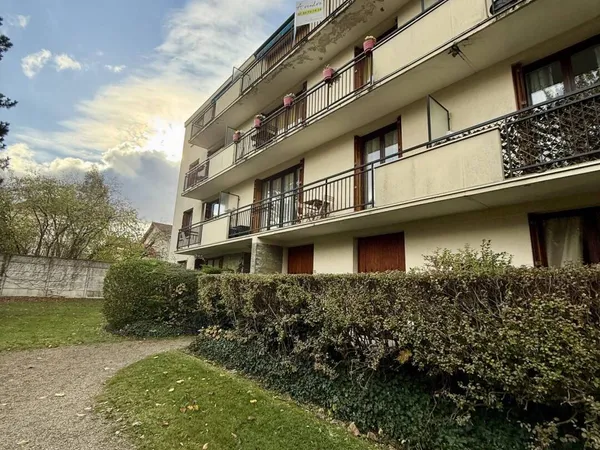 Appartement 3 pièces 92 m² 