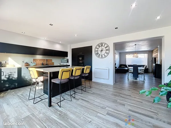 Maison 4 pièces 103 m² 