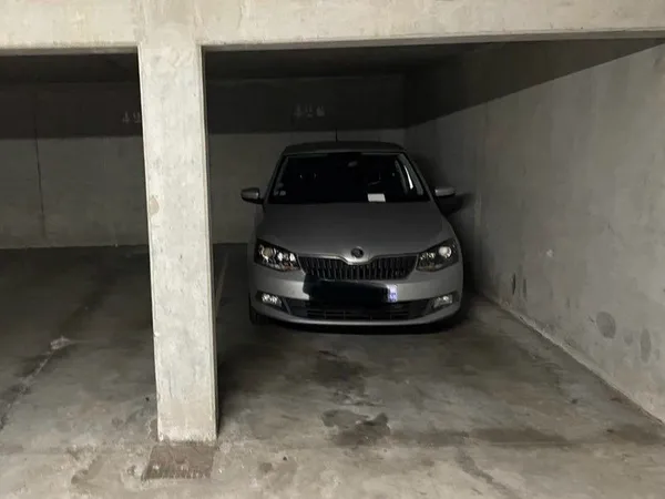 Place de parking sous sol vieux Lille 