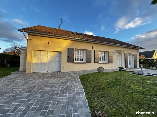 Pavillon 6 pièces 150 m² 