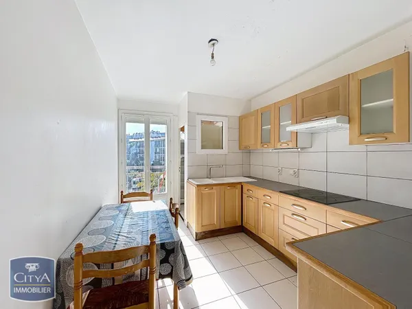 Appartement 5 pièces 97 m² 