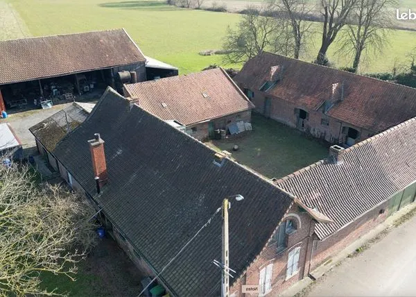Maison 6 pièces 400 m² 