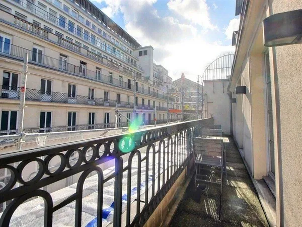 Bureaux 574 m² 