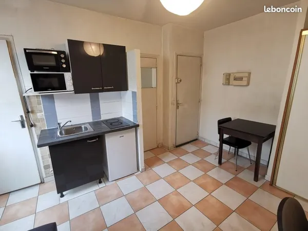 Appartement 1 pièce 18 m² 