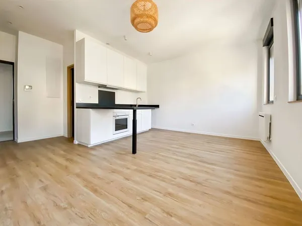 Studio 1 pièce 28 m² 