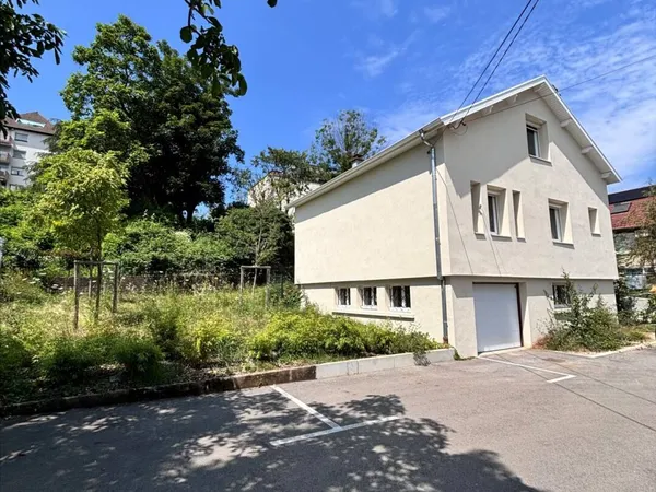 Pavillon 4 pièces 105 m² 
