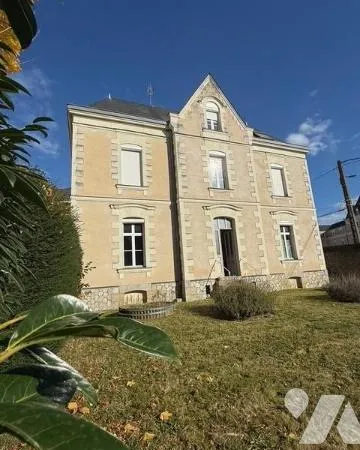 Maison 10 pièces 174 m² 