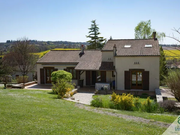 Maison 6 pièces 205 m² 
