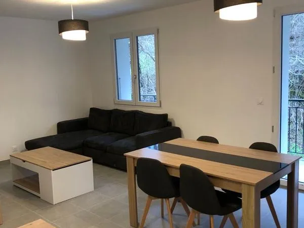 Meublé 42m² refait à neuf 