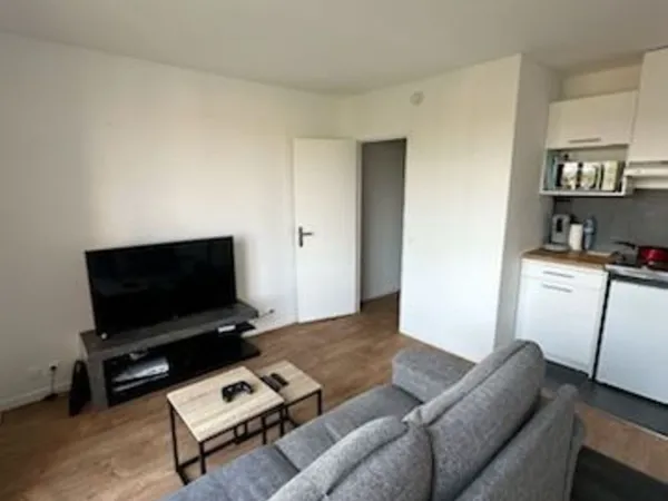Studio 23m² Loos avec Balcon et Parking 