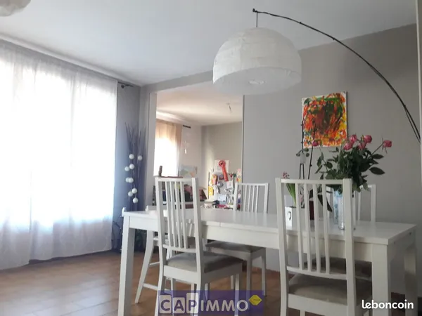 Appartement 4 pièces 80 m² 
