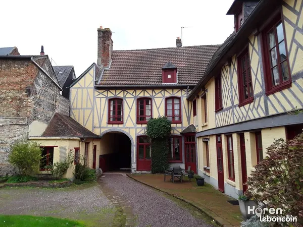 Maison 10 pièces 480 m² 