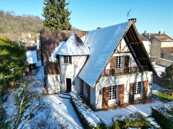 Maison 5 pièces 196 m² 