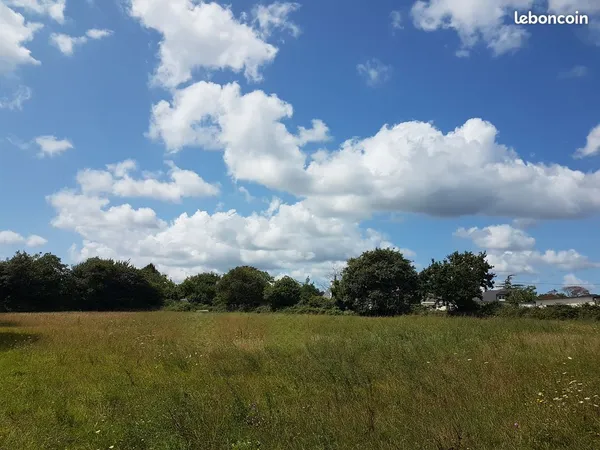 Terrain à bâtir de 483 m2 à Fouesnant 