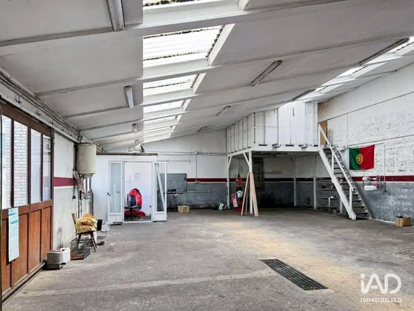 Local commercial 450 m² 