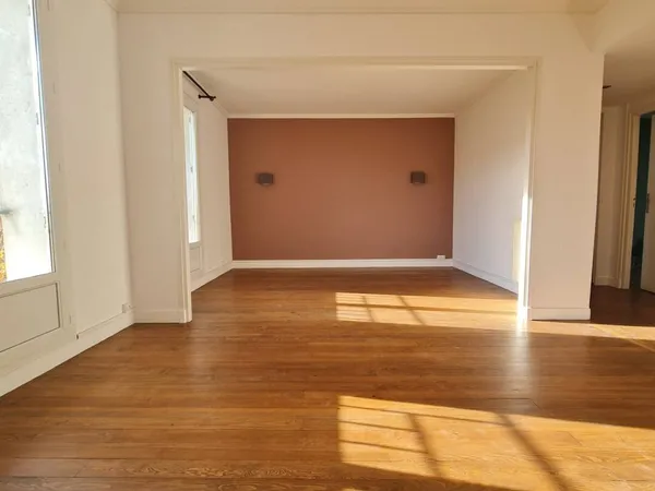 Appartement 3 pièces 84 m² 