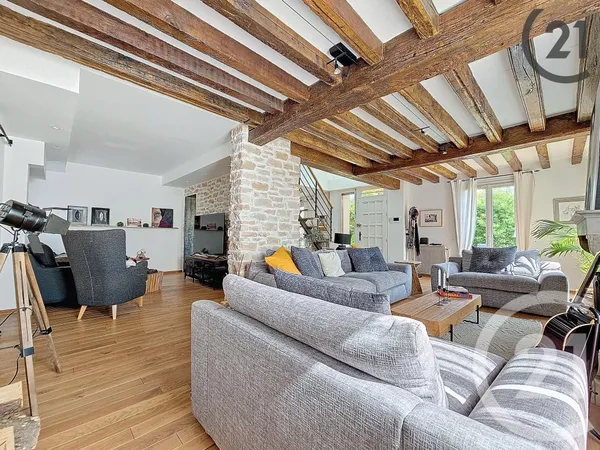 Maison 6 pièces 210 m² 