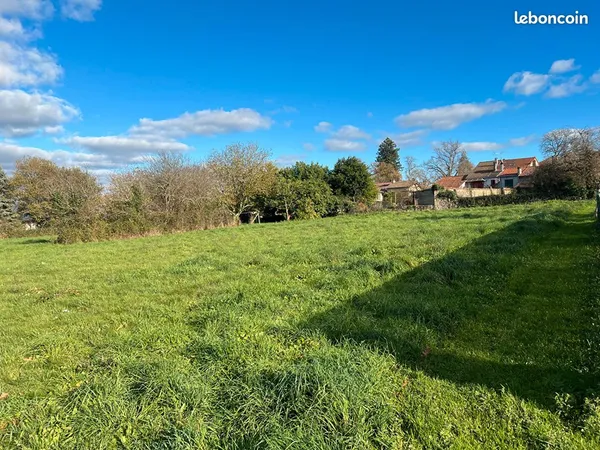 Terrain 1278 m² COGNAC LA FORET 