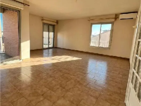 APPARTEMENT T4 AVEC CLIMATISATION ET PARKING 
