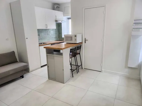 Appartement 1 pièce 18 m² 