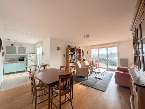 Appartement 4 pièces 92 m² 