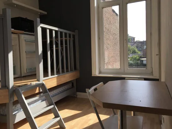 Appartement 1 pièce 12 m² 