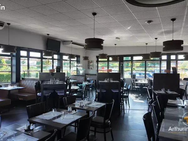 Local commercial, restaurant 180 m² Crépy-en-Valois 