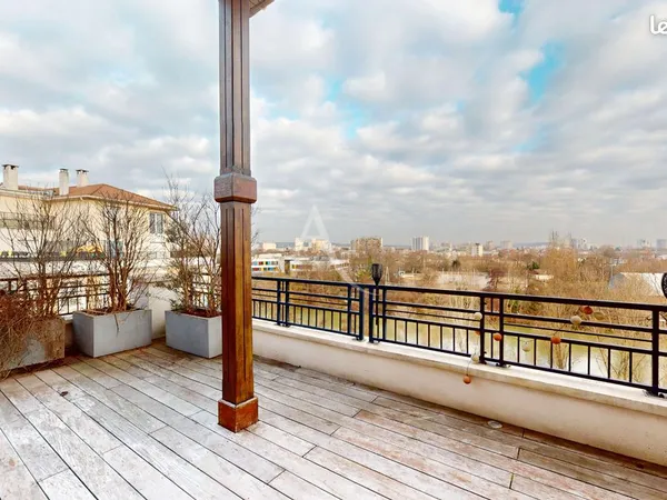 Duplex 5 pièces 113 m² 