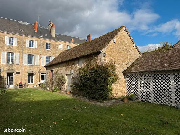 Maison 15 pièces 387 m² 