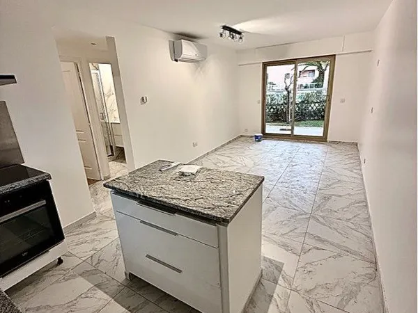 🏡 Appartement 3 pièces avec terrasse, rez-de-jardin - proche mer - disponible le 6 décembre 