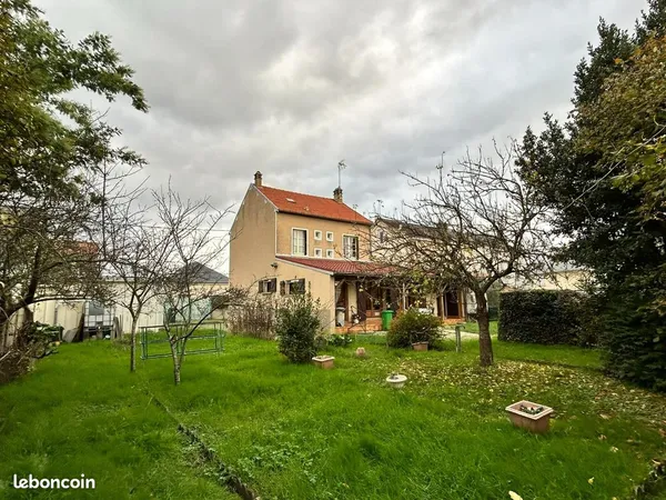 Maison de ville 7 pièces 135 m² 