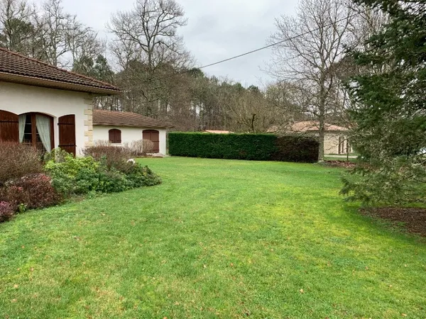 Terrain 328 m² 