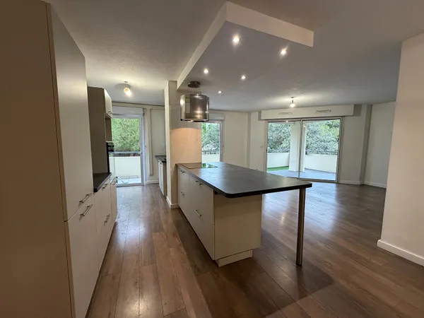 Appartement 3 pièces 72 m² 