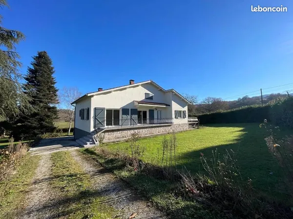 Maison 5 pièces 140 m² 