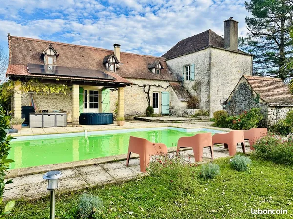 Propriété 6 pièces 160 m² 