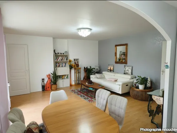 Appartement 4 pièces 77 m² 