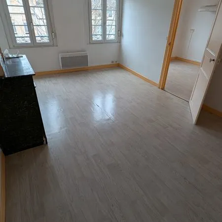 Appartement T3 - 70 m2 - Centre ville de BAR LE DUC 