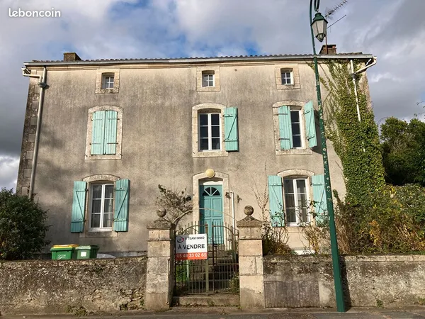 Maison 8 pièces 202 m² 