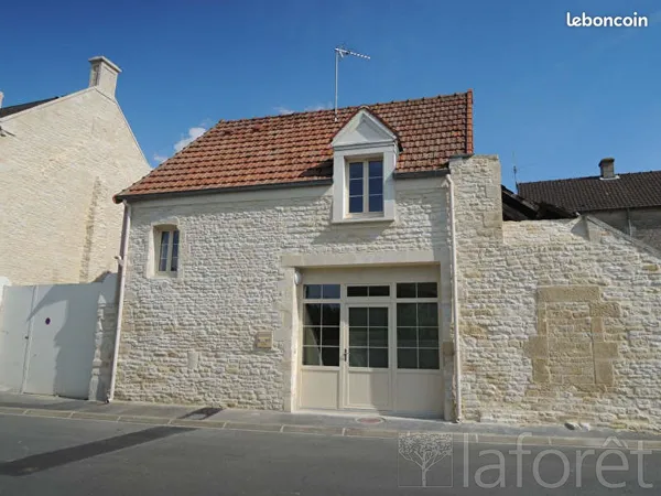 Maison 2 pièces 64 m² 