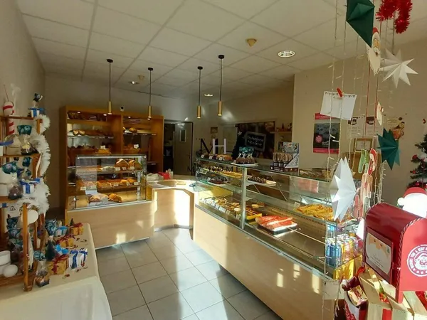 Boutique 2 pièces 105 m² 
