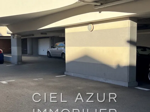 Vente parking extérieur 