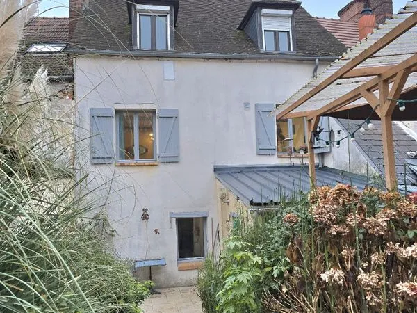 Maison de ville 8 pièces 126 m² 