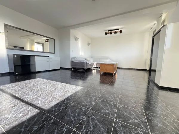 Appartement 4 pièces 74 m² 