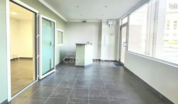 Bureau 1 pièce 41 m² 