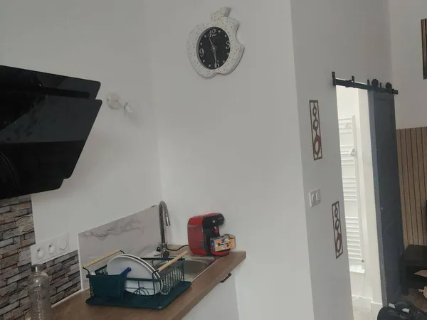 Studio 1 pièce 30 m² 